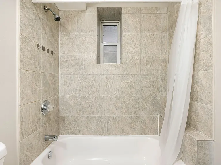 4129 S Michigan Ave — Photo 10