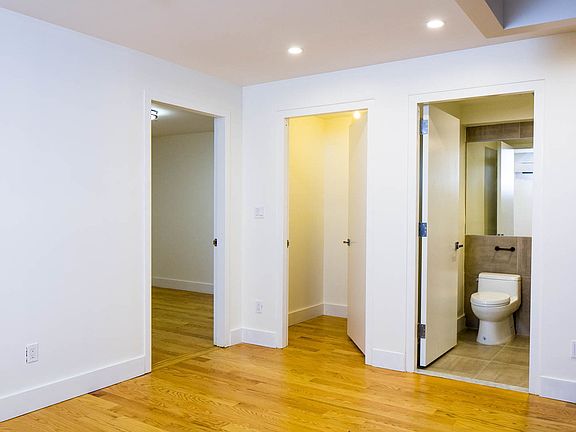 5th image of 620 Parkside Ave #4L