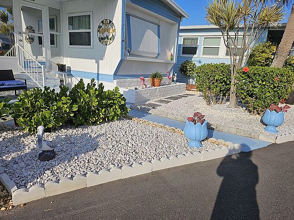 3rd image of 246 Liberty Ln