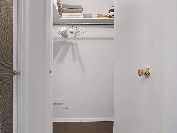 5th image of 139 E 33rd St Penthouse F
