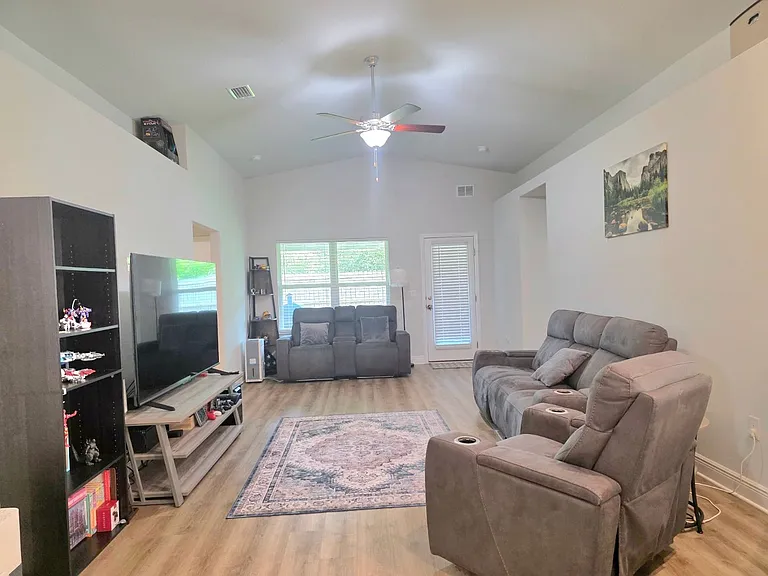 12139 Emerald Heights Ln — Photo 7