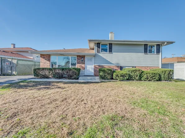 19116 Sherman St, Lansing, IL 60438