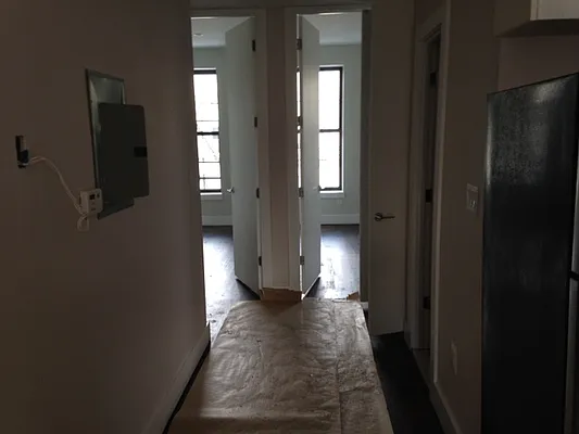 Rented by Premier Metro Realty Corp | media 31