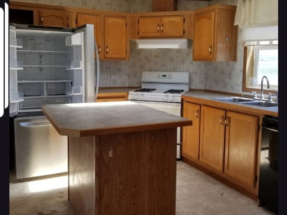 1st image of 3000 Pope Springs Rd