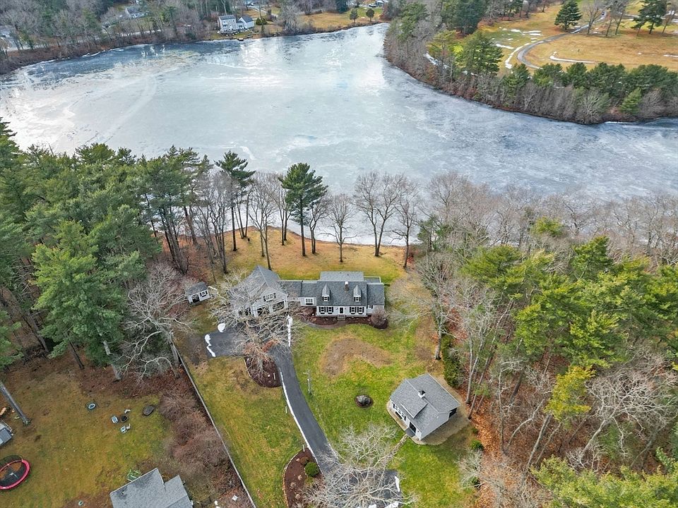 1st image of 8 Shockley Dr