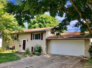 652 Moull St, Newark, OH 43055