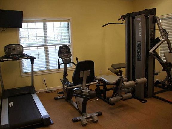 3rd image of 103 Paces Brook Ave APT 10313
