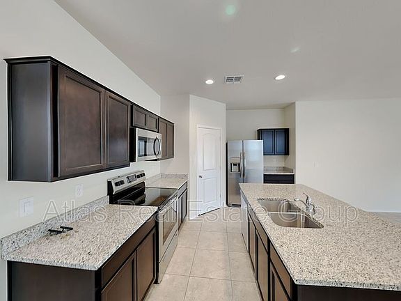 5th image of 36408 W Mallorca Ave