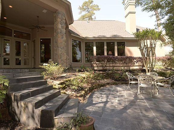 Another outdoor space to entertain