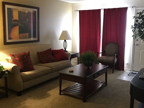 3rd image of 697 Oakmont Ave Unit 3303