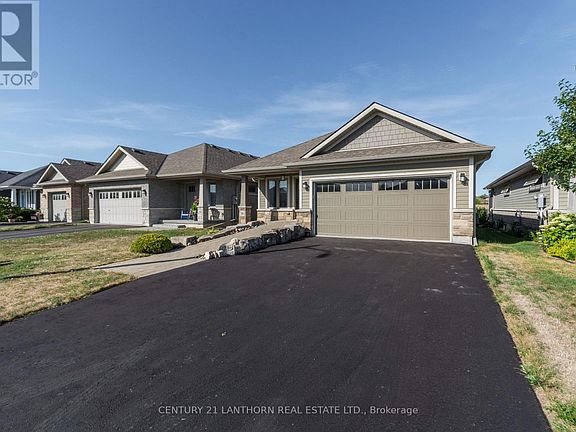 3rd image of 36 Tessa Blvd