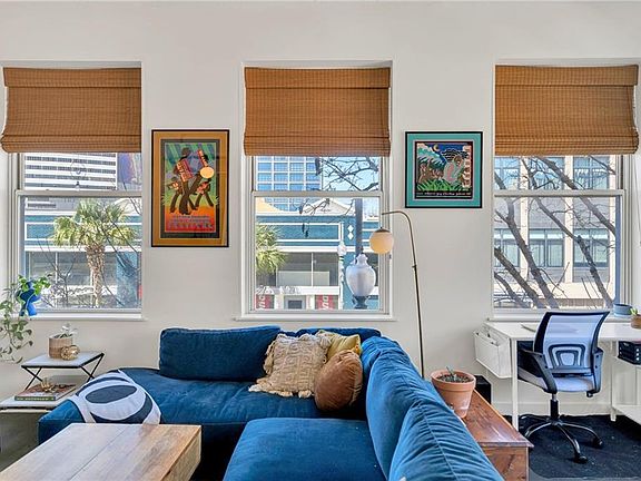 3rd image of 835 Julia St APT 4
