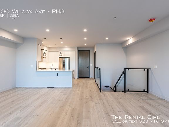 5th image of 900 Wilcox Ave Penthouse 3