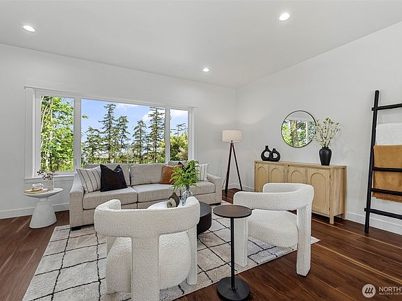 4th image of 4982 Highland Drive