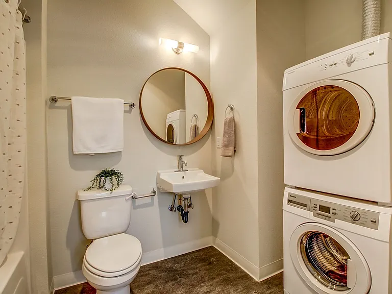 686 SE Spokane St #6 — Photo 11