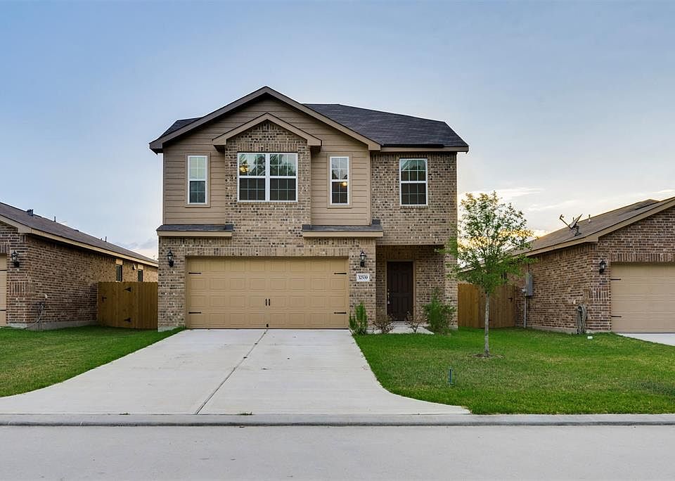 1st image of 32539 Decker Creek Dr