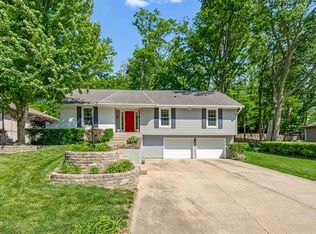 725 Laurel Ave, Liberty, MO 64068