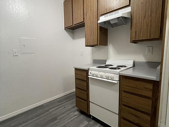 2nd image of 1101 Oleander Ave #26