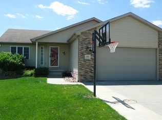 1301 Patterson Dr, Lincoln, NE 68522