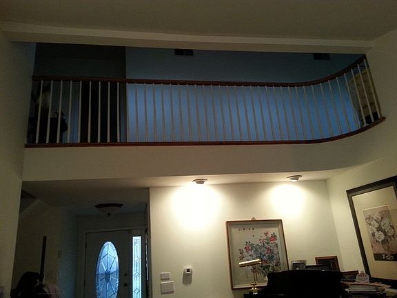 2nd image of 416 Vine Ct