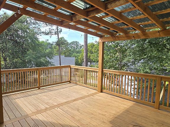 2nd image of 109 Baker House Rd