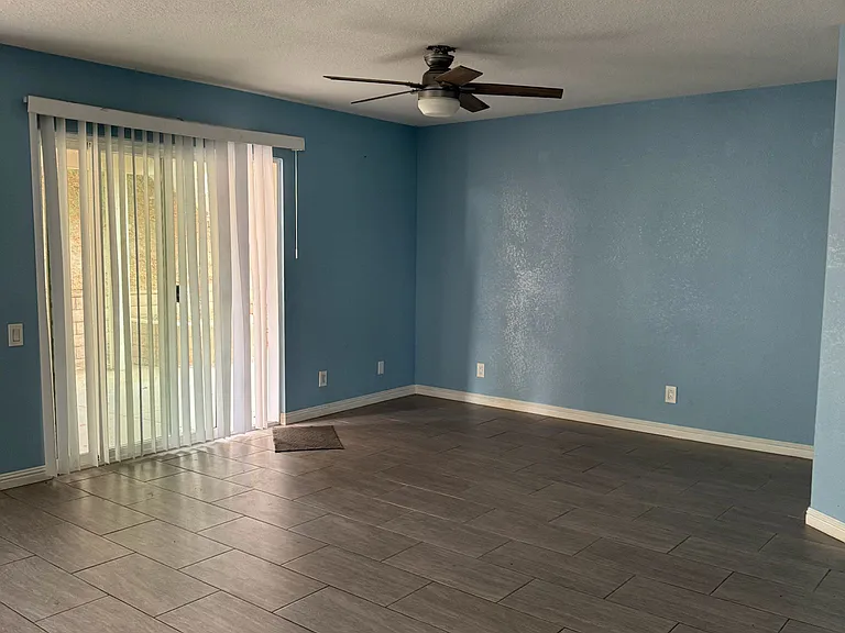 2nd Living room