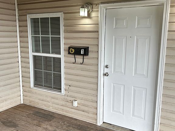 2nd image of 1048 Riverside Drive Ln APT 1