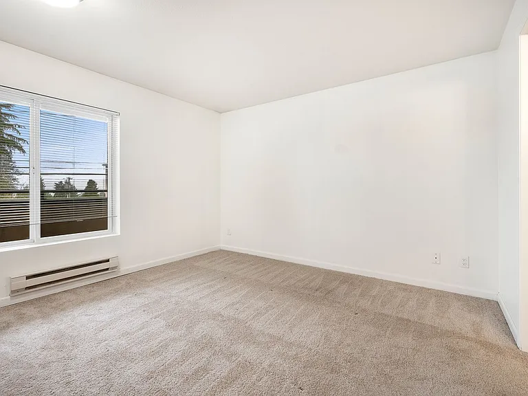 Northlink Apartments — Photo 70