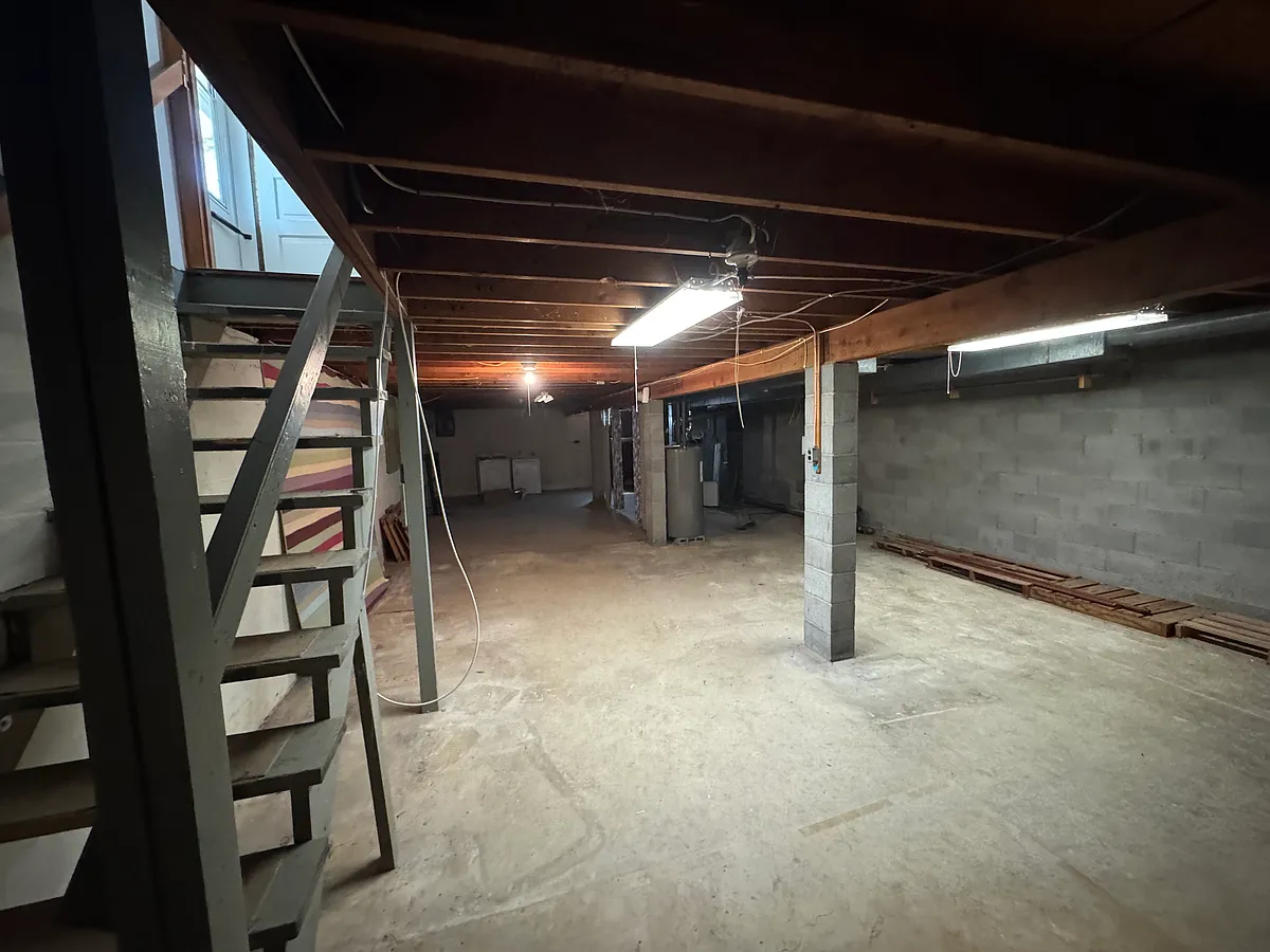 Building Photo - 23 Emmert Rd #1