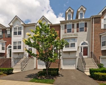 223 Swathmore Dr, Nutley, NJ, 07110