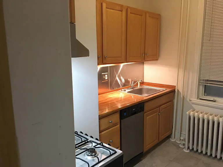 stove & Lit counter