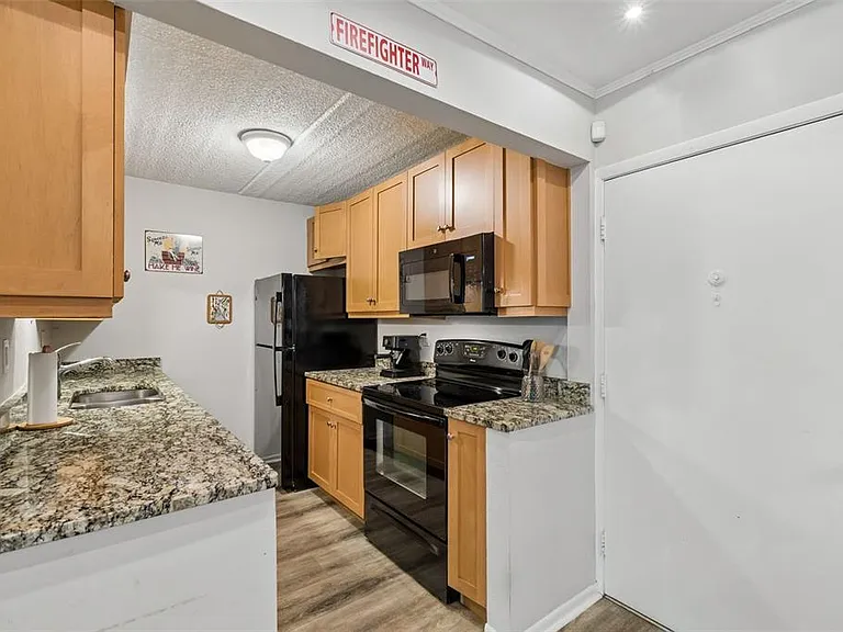 3325 Bayshore Blvd #D14-A — Photo 8