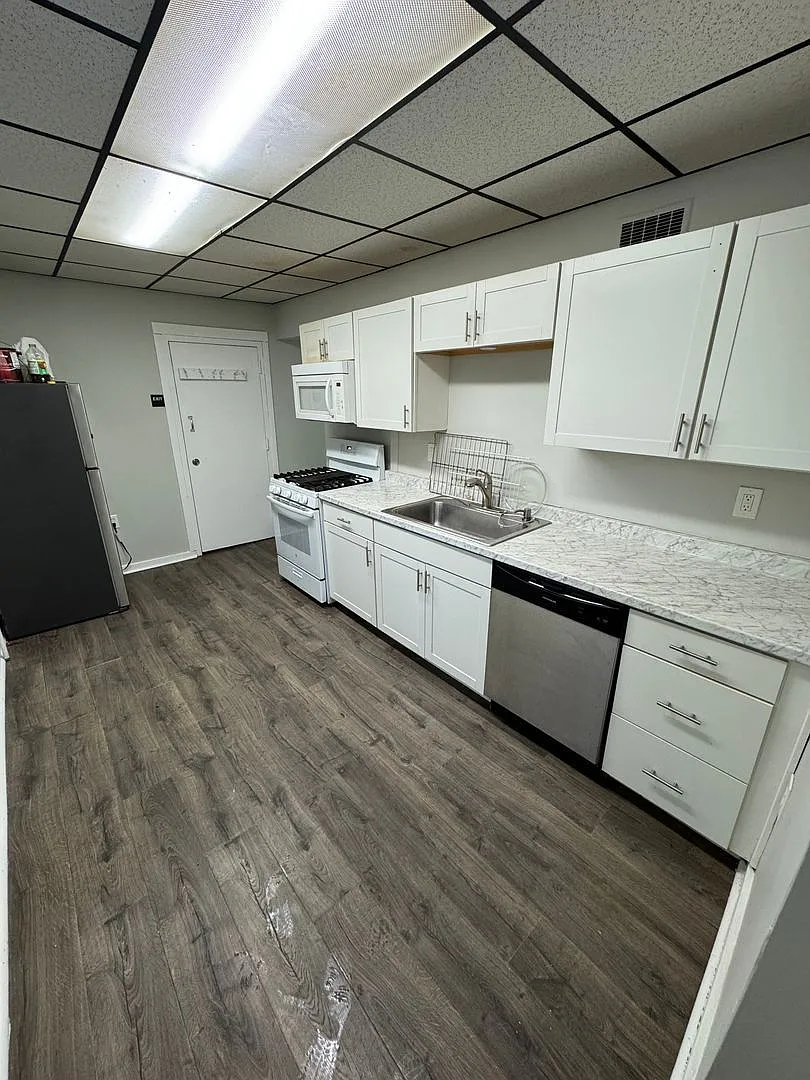 1234 Itin St photo 1