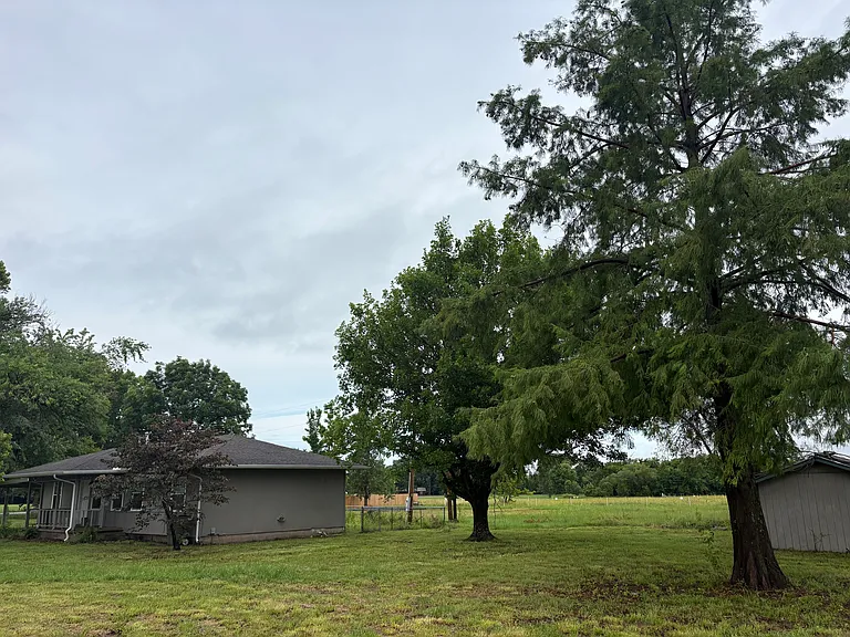 16376 S 4130th Rd — Photo 11