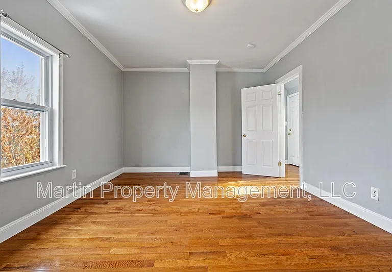 79 Derby St #2 — Photo 13