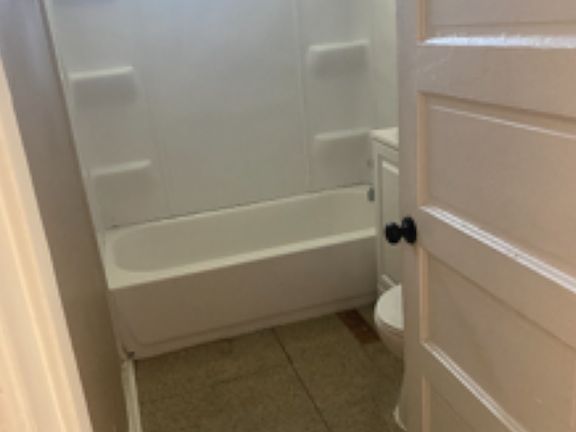 3rd image of 3832 Elm St APT 2