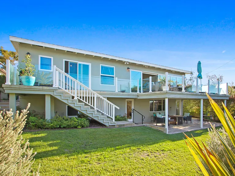 441 Calle De Aragon — Photo 10