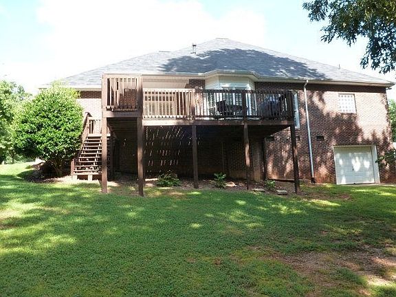 2nd image of 116 Southern Pine Dr