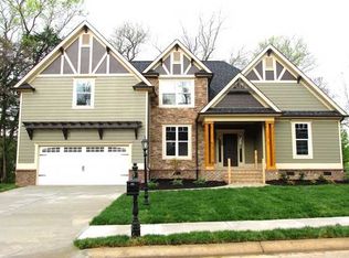 1217 Solidshot Ct, Hixson, TN 37343
