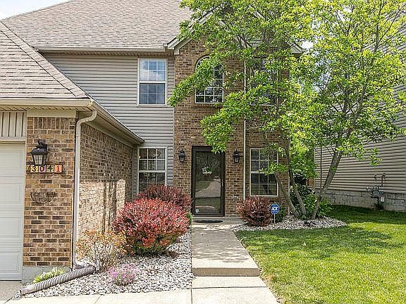 3rd image of 3041 Quaker Hill Ln