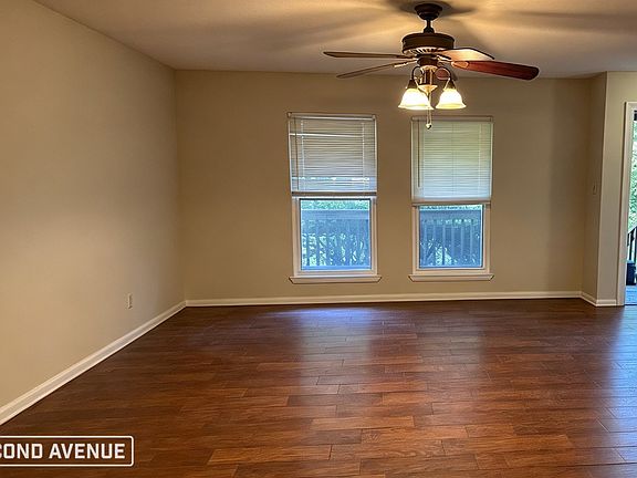 3rd image of 2318 Spencer Ln