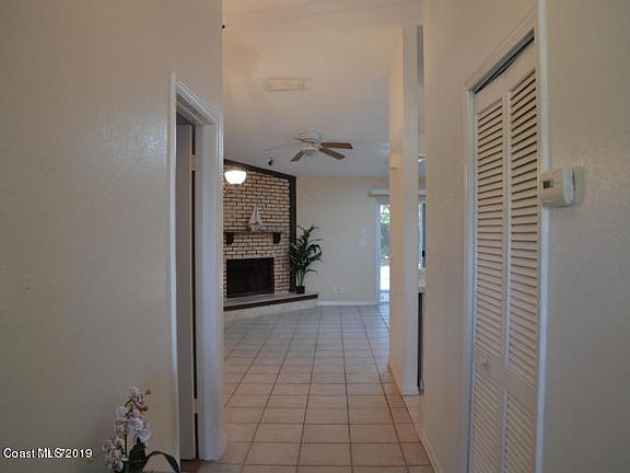 3rd image of 5283 Palmetto Dr #5283