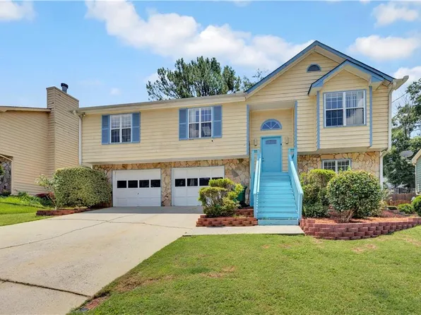 2246 Hampton Dr, Decatur, GA 30035