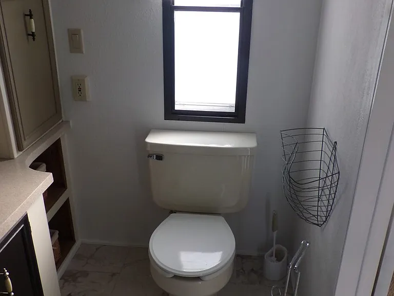 886 S Dante Dr — Photo 4