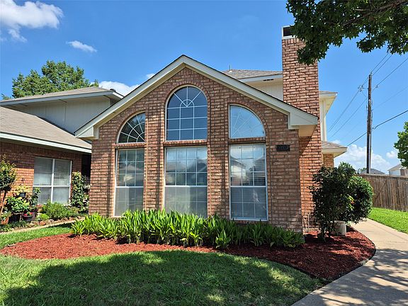 4th image of 2035 Greenview Dr #B