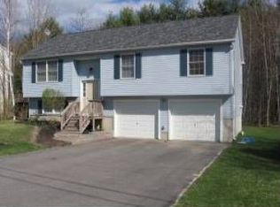 35 Sky View Dr, Farmington, NH 03835