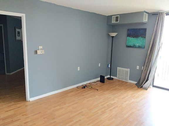 4th image of 1750 N Marywood Ave APT 616
