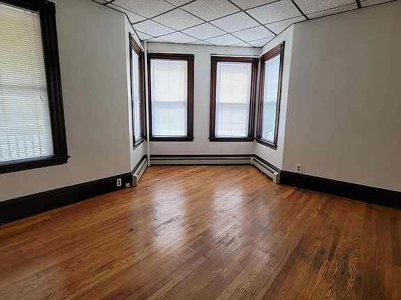 2nd image of 33 Bonair St #1