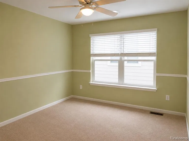 29377 Whistler Dr — Photo 35