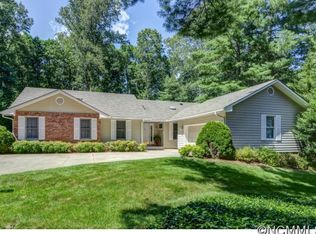 32 Glen Crest Dr, Arden, NC 28704